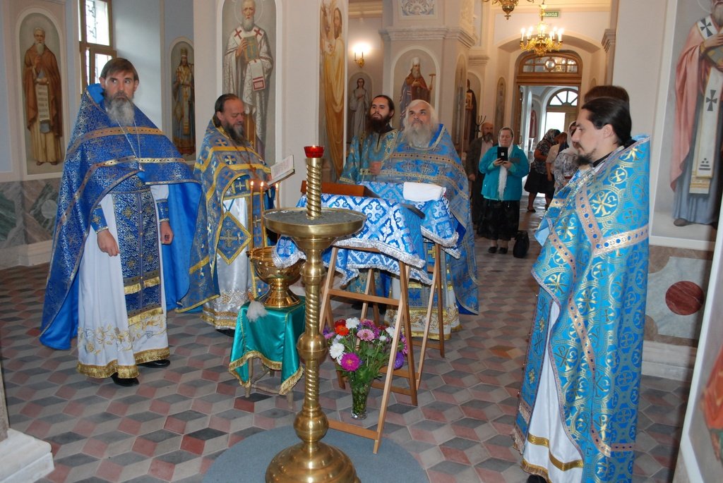 Храм Смоленской Божьей матери Ивантеевка