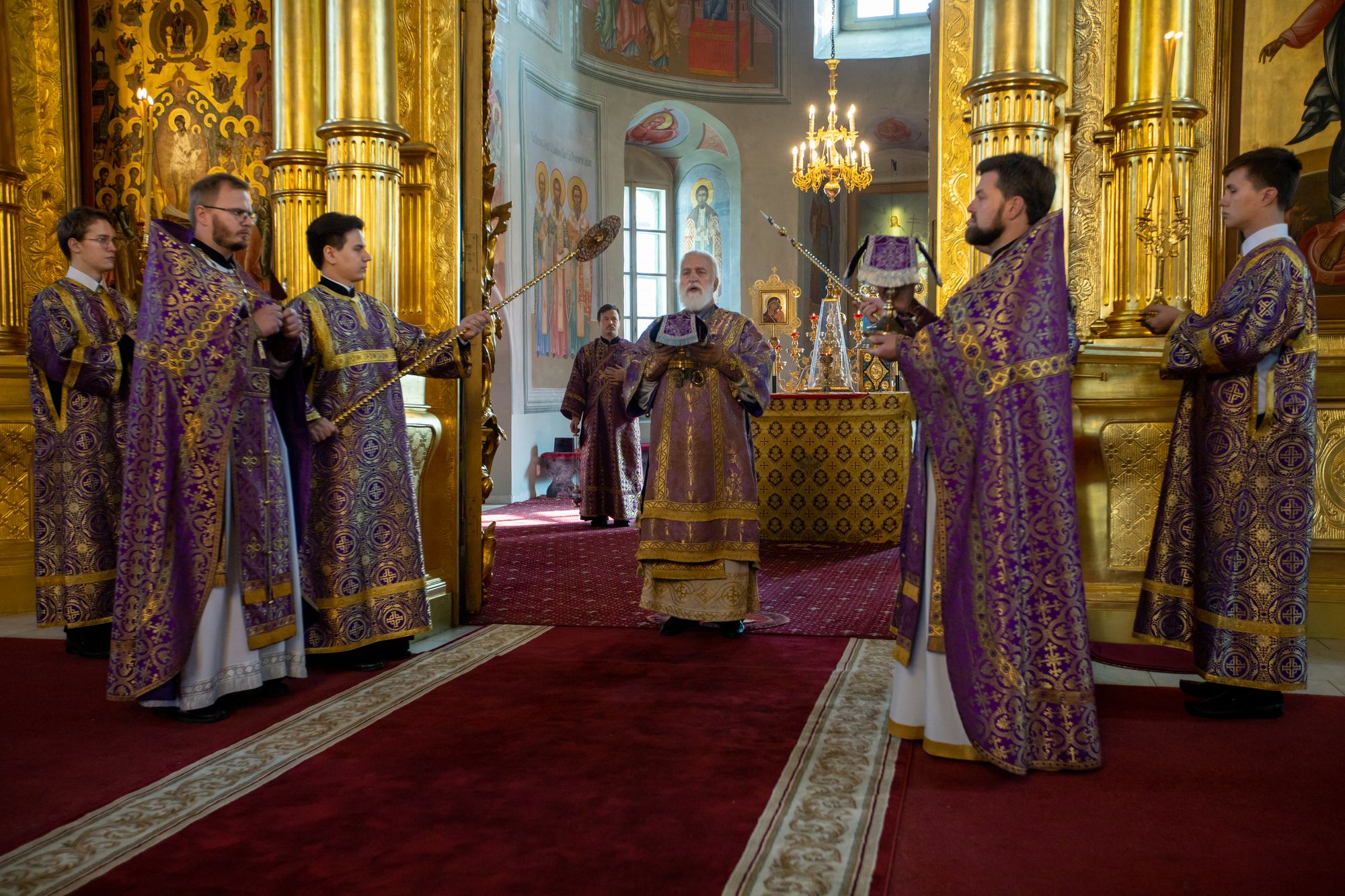 Успенский кафедральный собор Коломна внутри