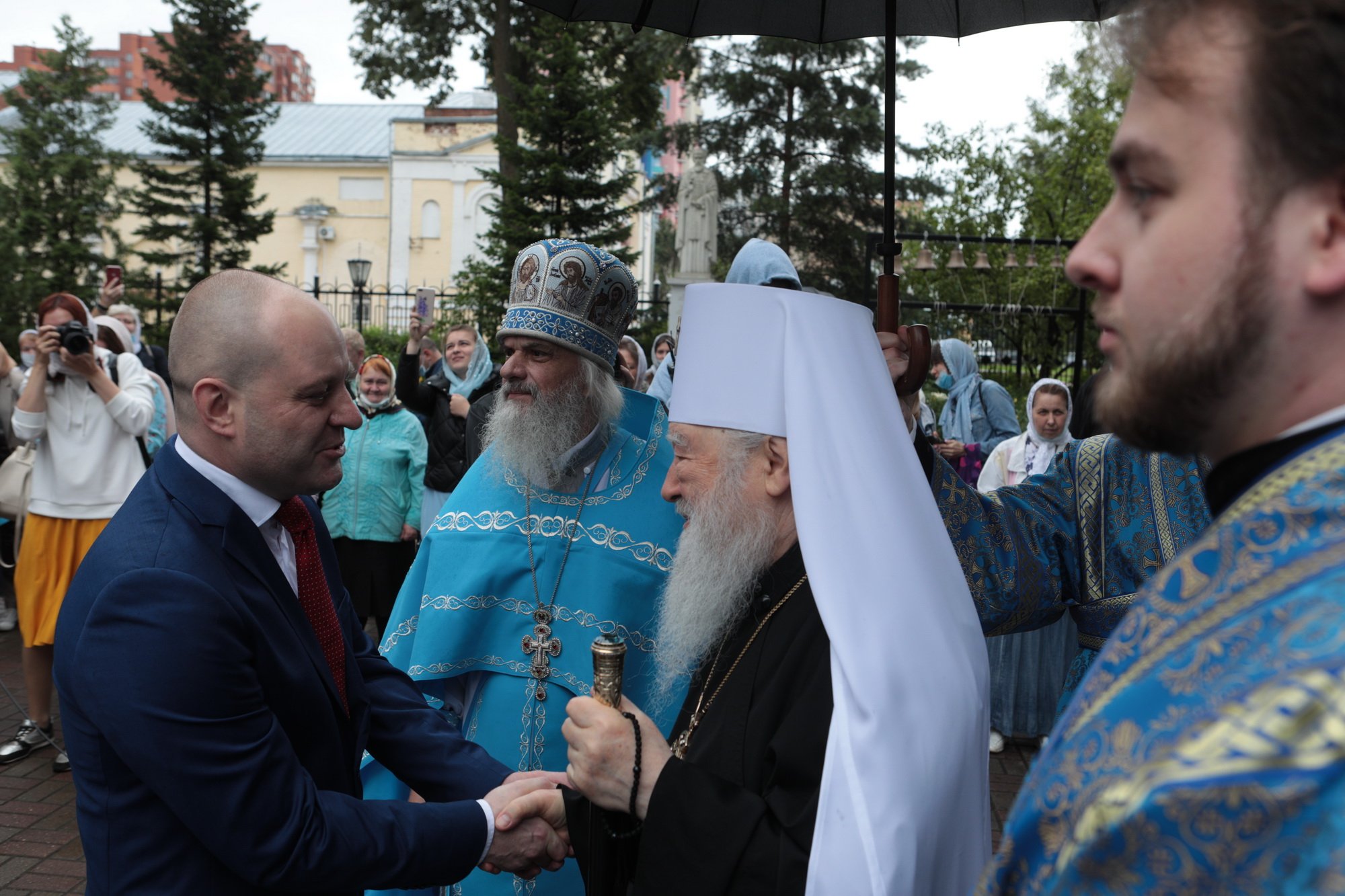 Храм ивантеевка сайт. Смоленский храм Ивантеевка Пономари. Ивантеевка за смоленским храмом. Ивантеевка похороны священника Смоленской церкви. Новости храма Смоленской Божьей матери г.Ивантеевка Моск.обл сегодня.