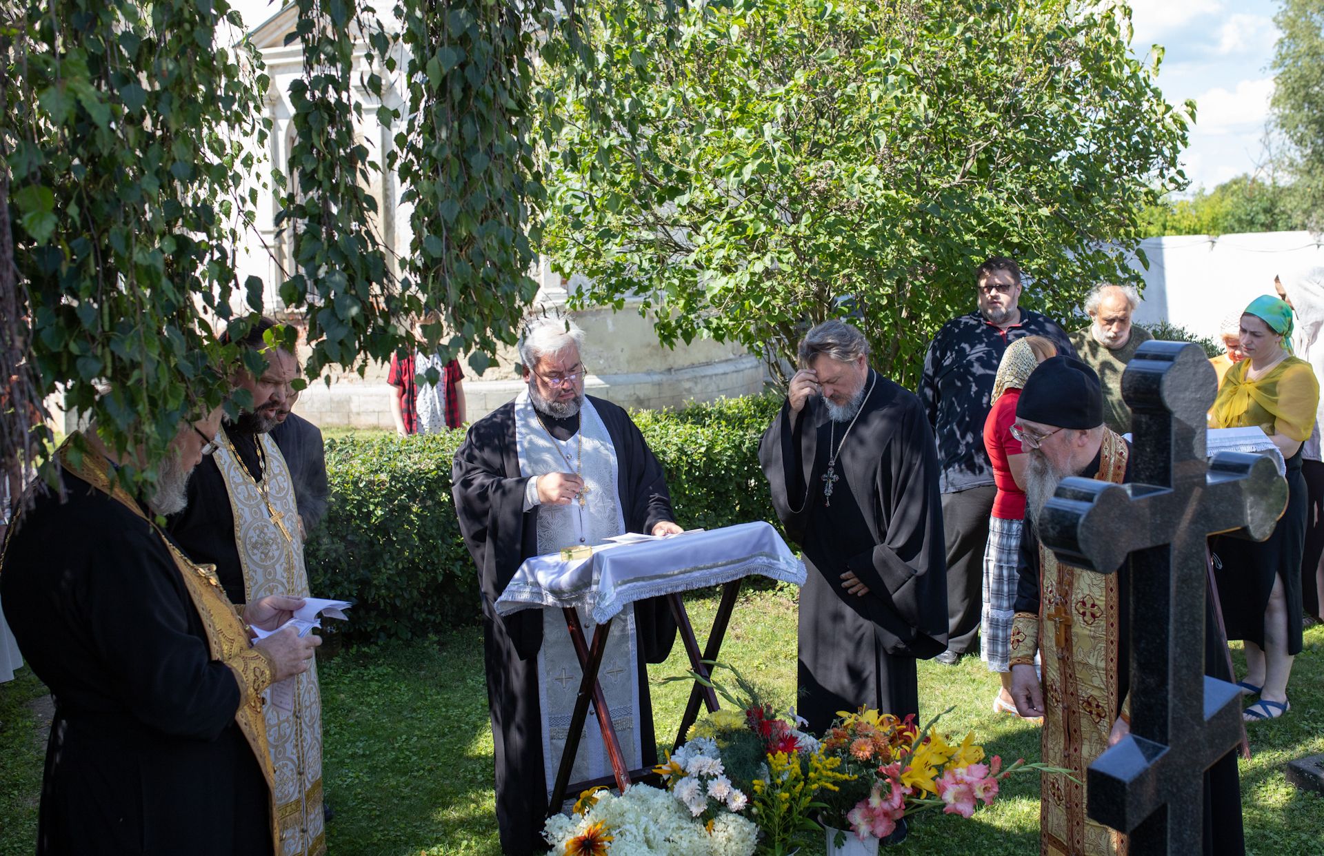 священник сергий белоусов храм архангела михаила