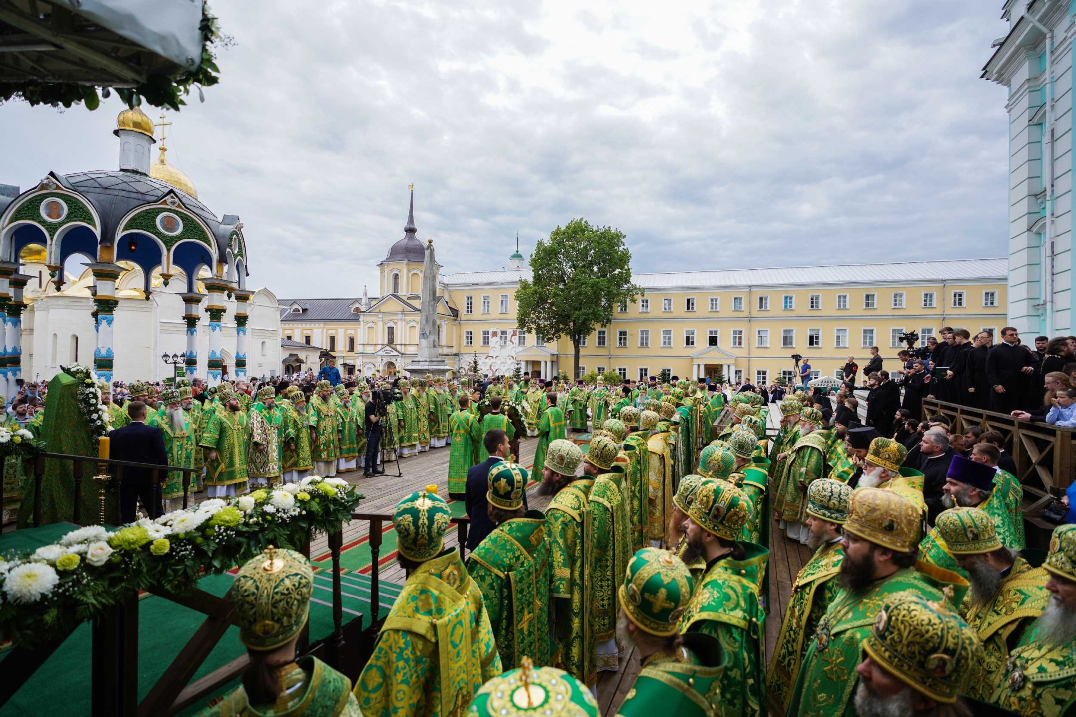 храм в святой троице