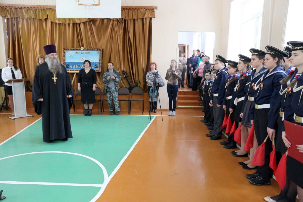 Учитель из школы интернат. Школа кутузовском домодедово. Школа кутузовском домодедово. Школа интернат кутузово домодедово. Кутузовская школа интернат домодедово.