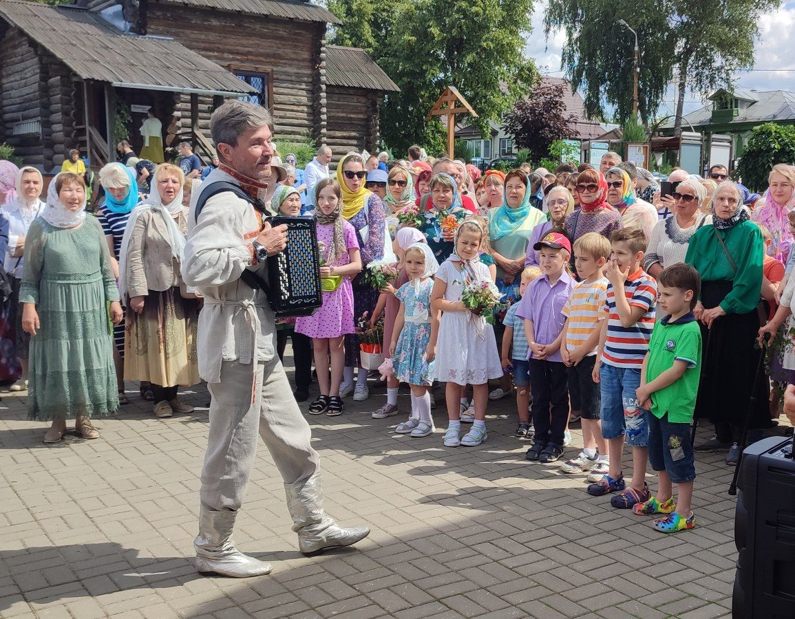 День Святой Троицы на приходе Троицкого храма города Коломна (Протопопово)  23.06.2024