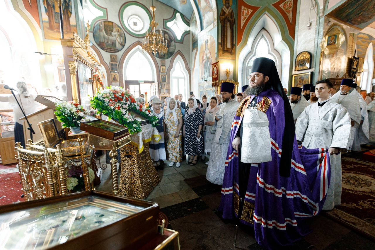 Храм Смоленской Божьей матери Ивантеевка