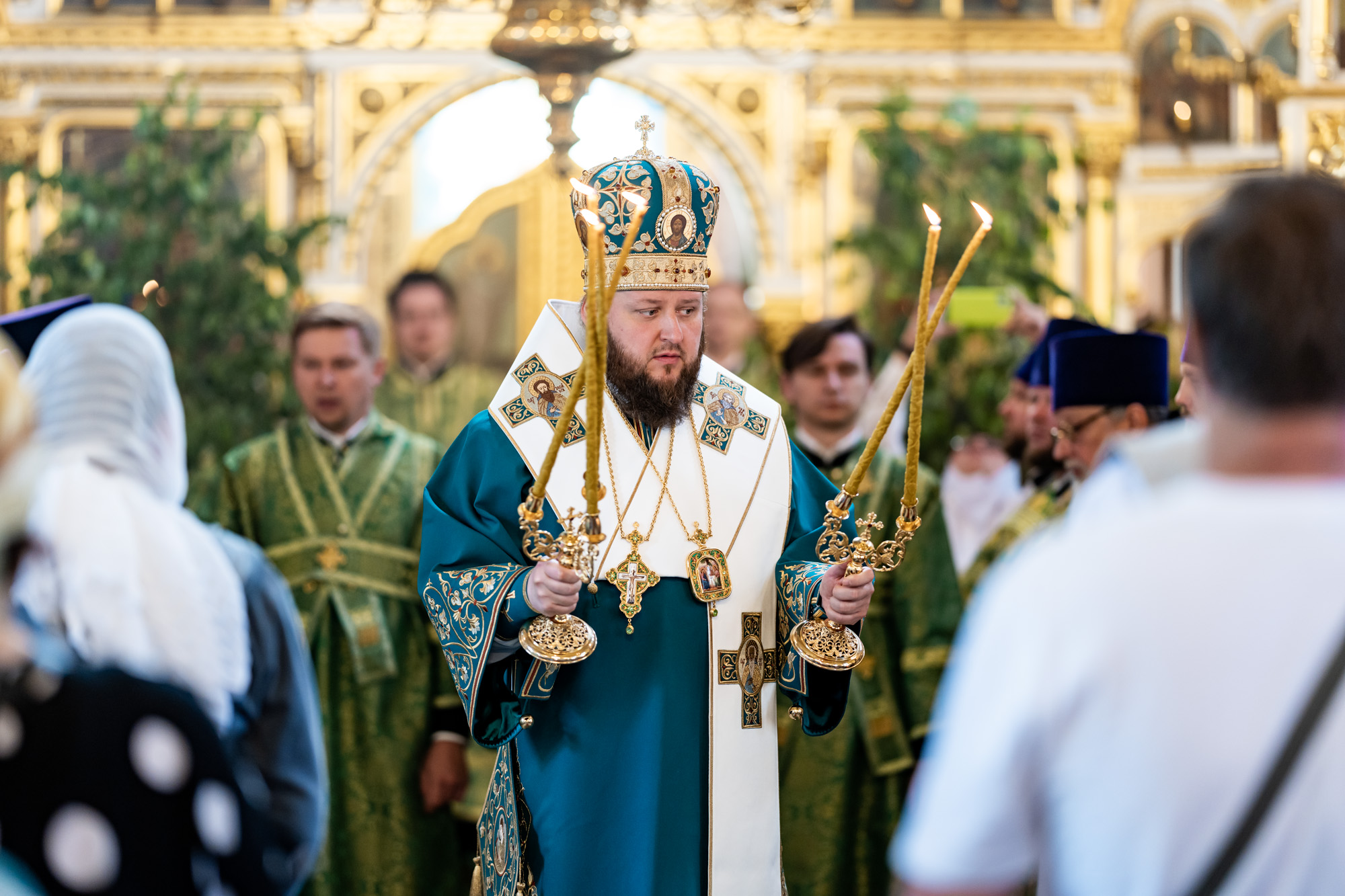 Архиерейское богослужение в Свято-Троицком храме города Люберцы 24.06.2024