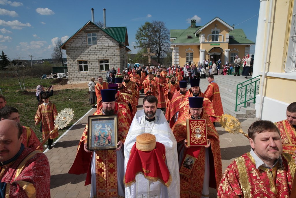 Погода в бужаниново. Церковь Николая Чудотворца в Бужаниново. Село Бужаниново Сергиево-Посадского района. Бужаниново Сергиев Посад. Храм село Бужаниново.