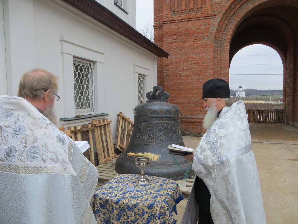 Церковь в деревне Бородино