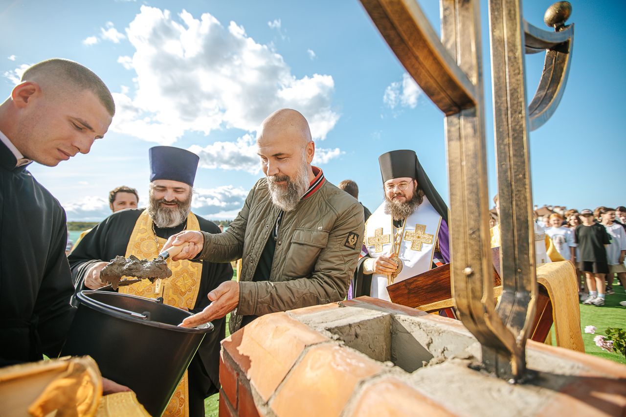 Новосергиево храм