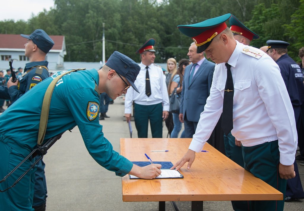 Ногинский спасательный. Ногинск спасательный центр. Ногинский спасательный центр МЧС России. Ногинский СЦ МЧС. 179 Спасательный центр МЧС Ногинск офицеры.