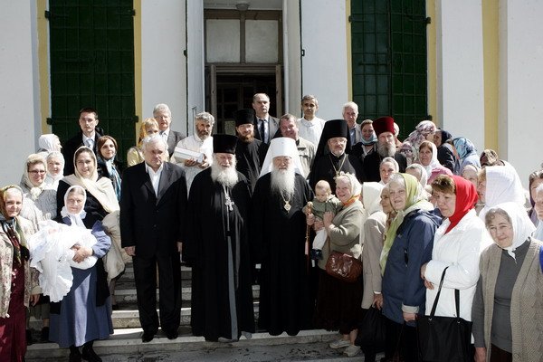 Храм акулово одинцово расписание. Акуловская Церковь в Одинцово. Покровский храм в Акулово. Храм Акулово Одинцово клирос. Храм в Акулово-расписание богослужений.