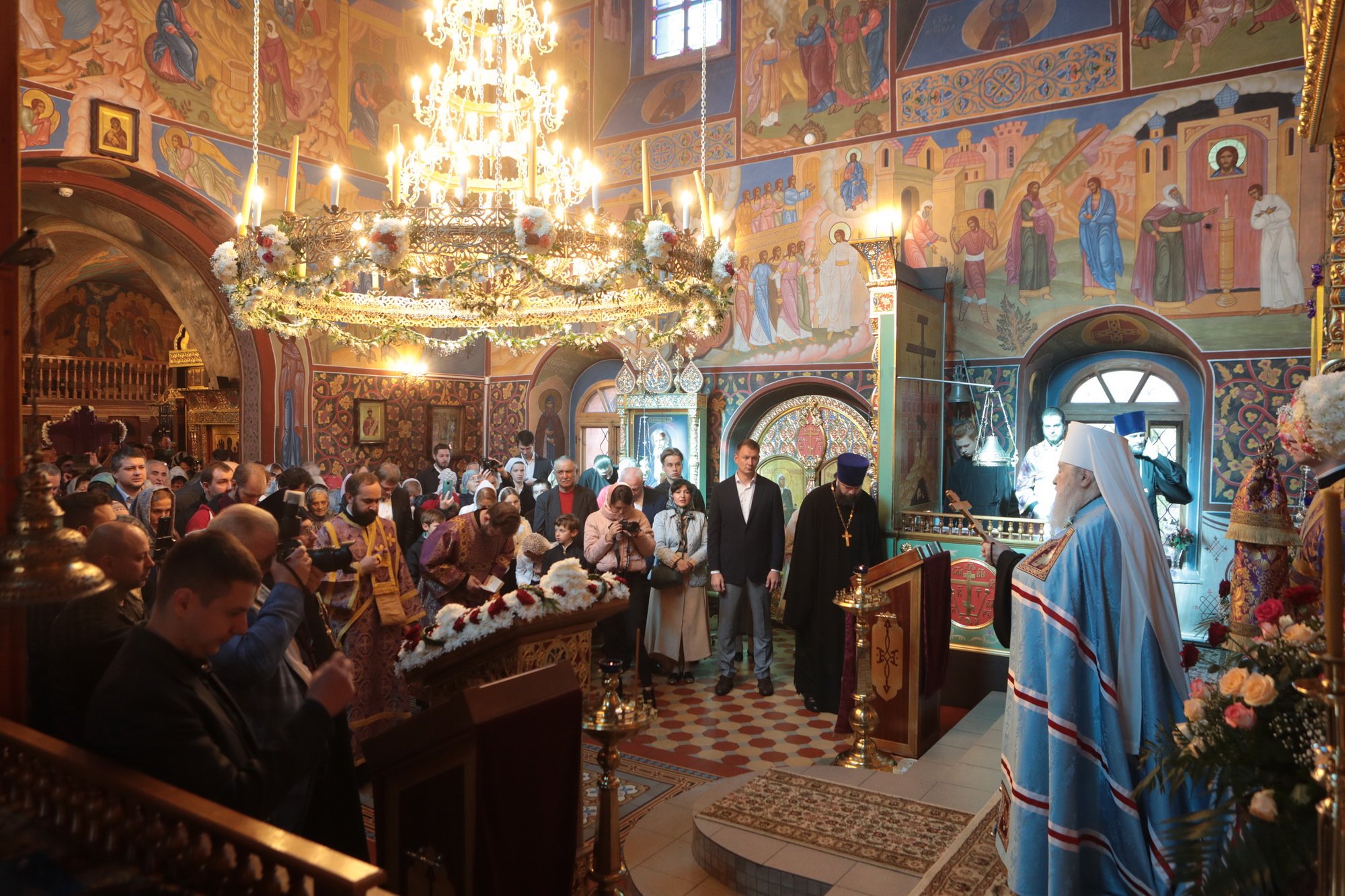 Храм Воскресения Словущего в селе Колычево