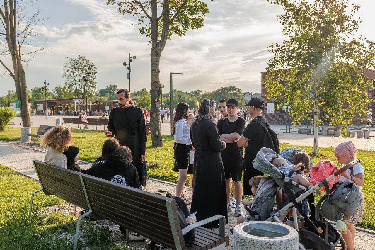 Летние миссионерские беседы в Парке Победы города Орехово-Зуево 16.06.2024