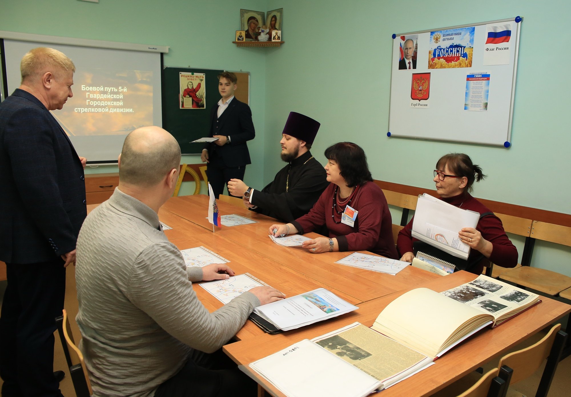 Новости инфо серпухов. Серпуховская гимназия православная. Православная школа Серпухов. Церковная школа Серпухове. Серпухов гимназия 2020.