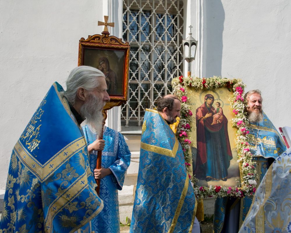 Преображенский храм с Спасс Волоколамский район