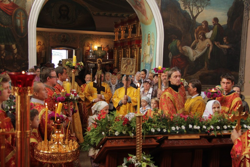 Храм вмч никиты. Храм великомученика Никиты в Строкино. Храм великомученика Никиты в селе Строкино. Строкино Раменский район храм. Храм вмч Никиты с Строкино Раменский район.