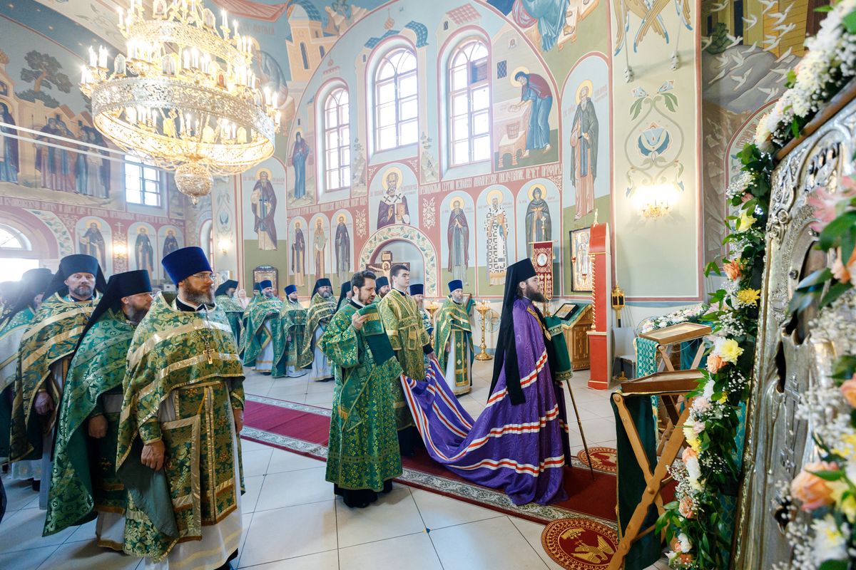 Пешношский монастырь расписание богослужений. Николо-Пешношский монастырь. Николо-Пешношский монастырь расписание богослужений.