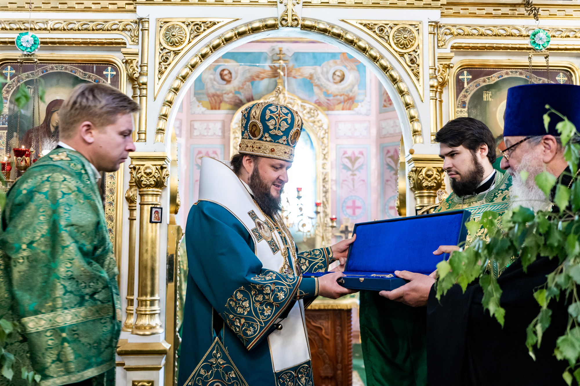 Архиерейское богослужение в Свято-Троицком храме города Люберцы 24.06.2024