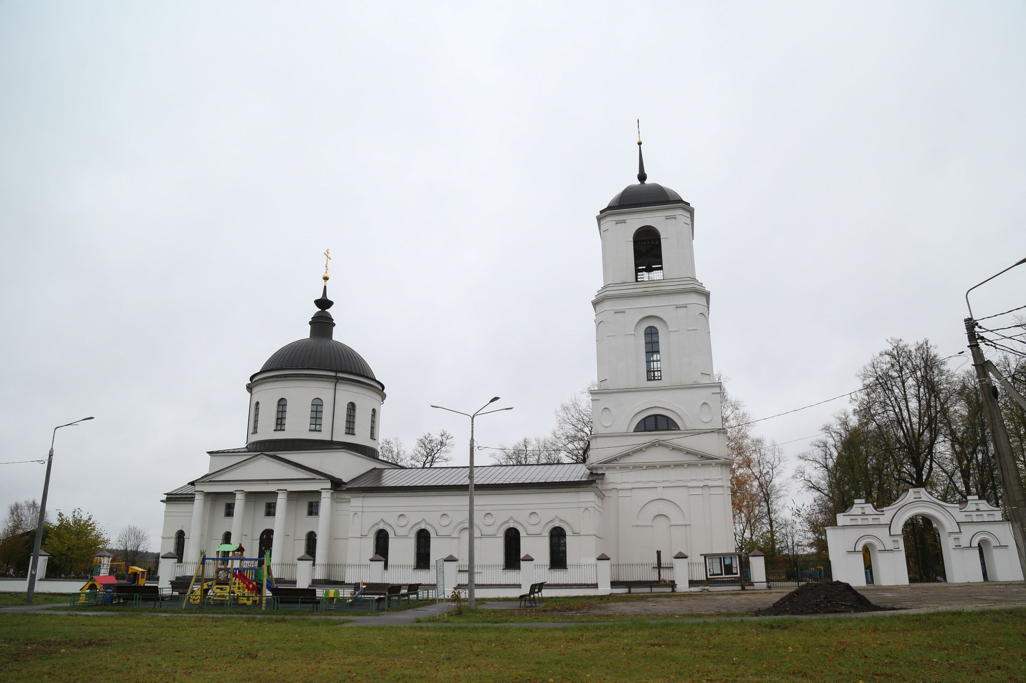 Новосергиево. Новосергиево Ногинский район храм. Богородский городской округ, с. Новосергиево. Николо Сергиевский храм Передоль. Фото Сергиевского храма.