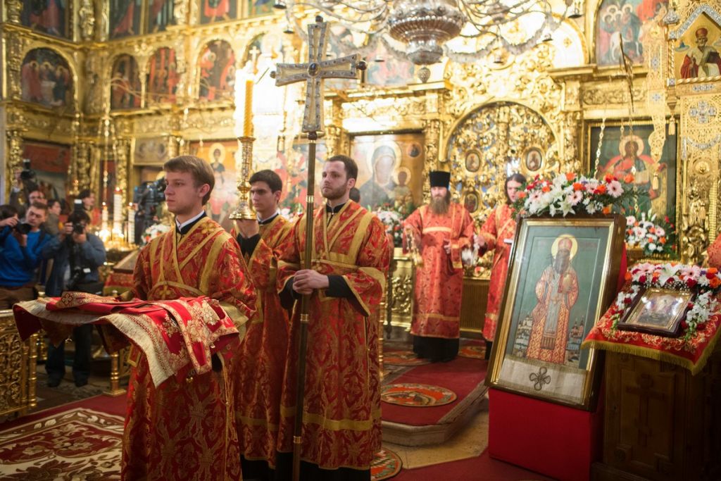 Успенский собор Дмитровского Кремля