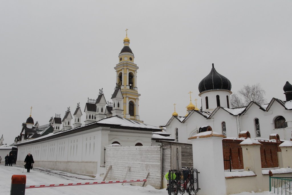 Село михайловская слобода раменском. Село Михайловская Слобода Раменский район. Михайловская Слобода Церковь Михаила Архангела официальный. Храм Михайловская Слобода о.Иринарх. Скопление церквей Михайловская Слобода.