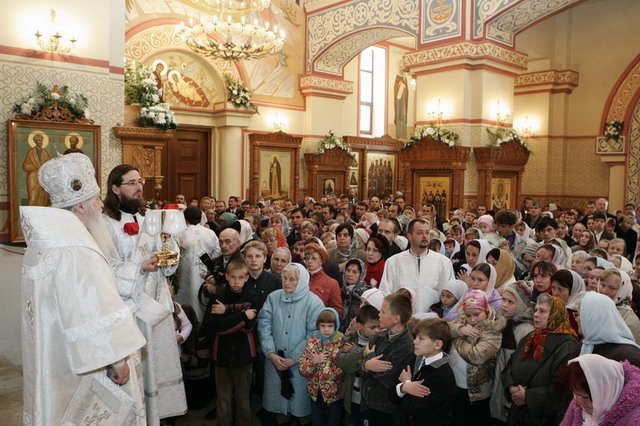 Храм люберецких полях расписание. Храм Преображения Господня в Люберцах. Люберцы храм Преображения Господня расписание. Преображенский собор в Люберцах крещение 2014. Люберецкий храм Преображение Господне расписание.