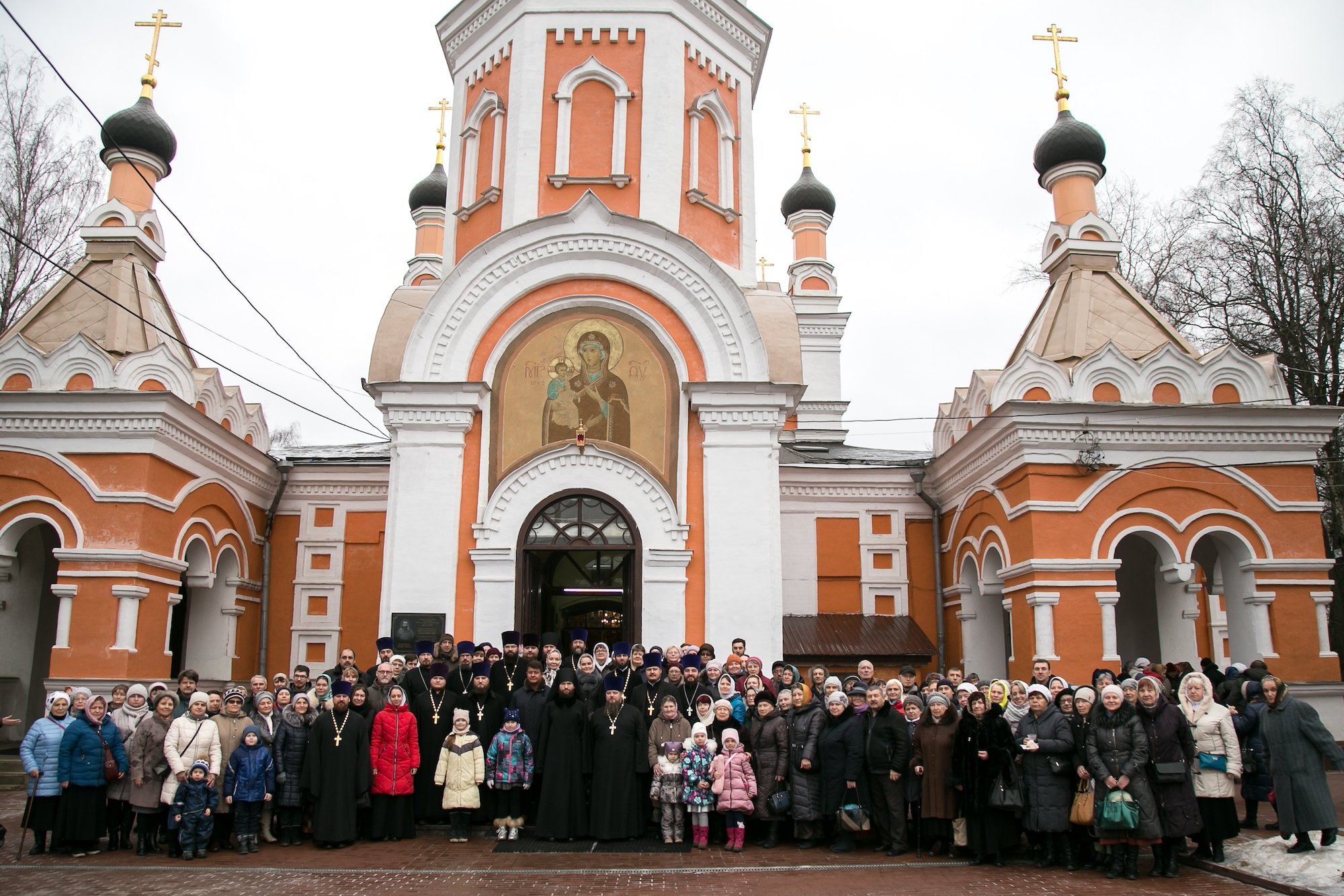 Солнечногорский. Солнечногорский Никольский храм. Никольская Церковь Солнечногорск. Никольский храм г. Солнечногорск, Солнечногорский район. Г Солнечногорск Никольский Спасский храм.