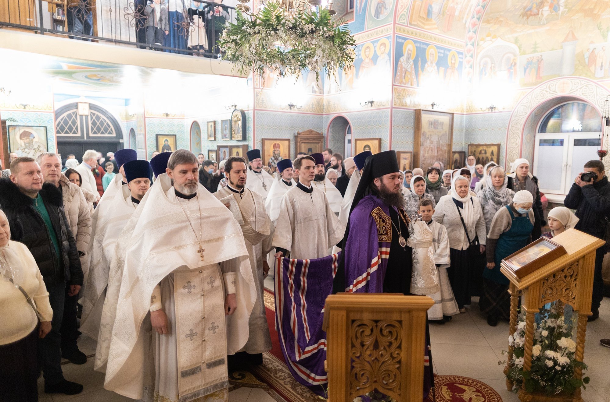 Освящение главного храма Преображенский. Соборы православной церкви. Троицкая Церковь. Православные христиане.