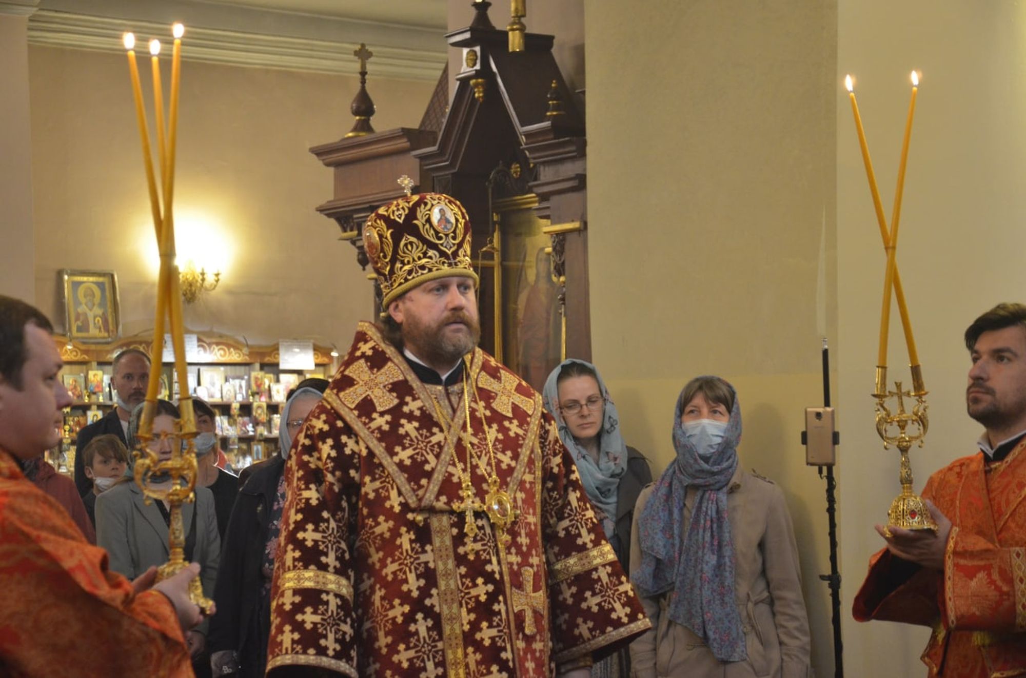 Расписание одинцовского храма. Настоятель Гребневского храма Одинцово. Гребневский храм Одинцово духовенство. Гребневский храм Одинцово священники. Храм Одинцовская епархия.