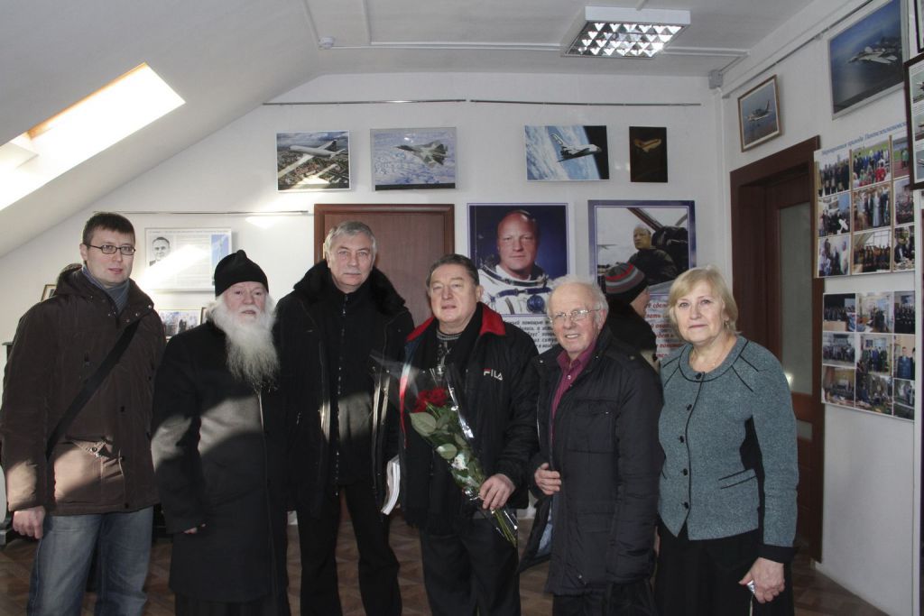 Жуковский герой. И. П Волков Рыльск.