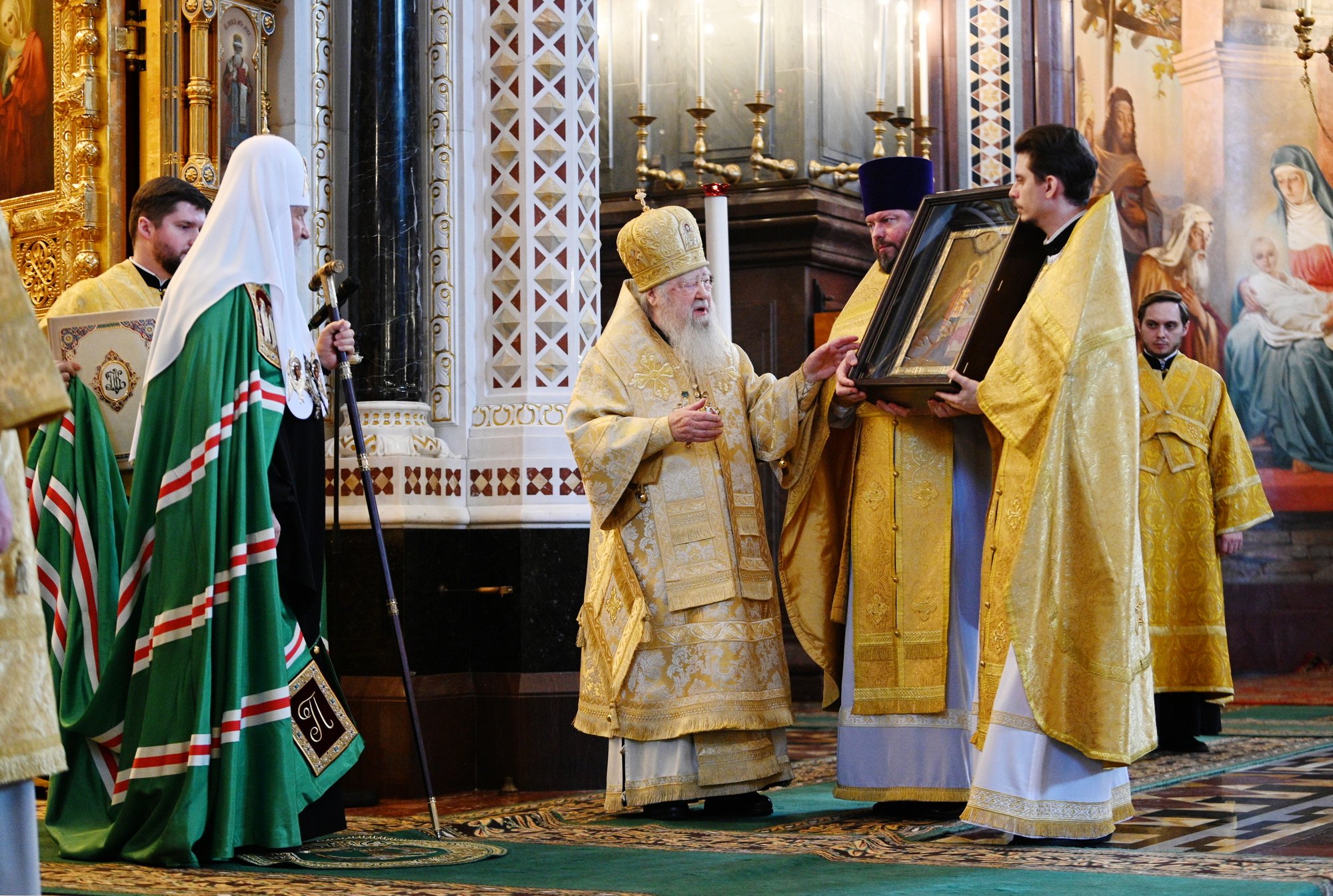 Патриаршее богослужение храме Христа Спасителя