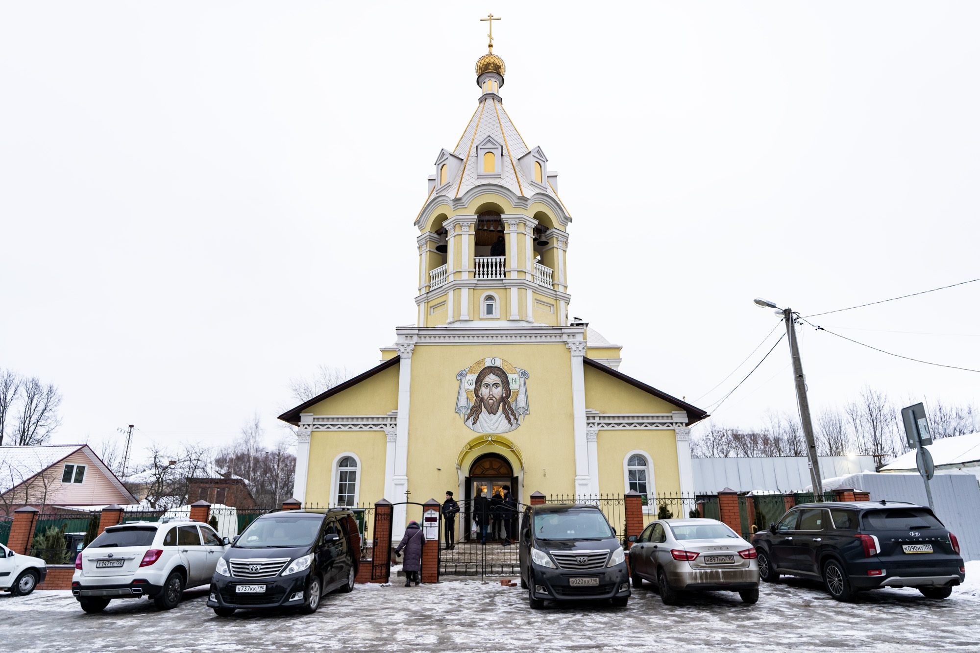 Барыбино храм рождества христова расписание. Храм Рождества в Барыбино. Церковь в Барыбино. Рождественский храм Домодедово.